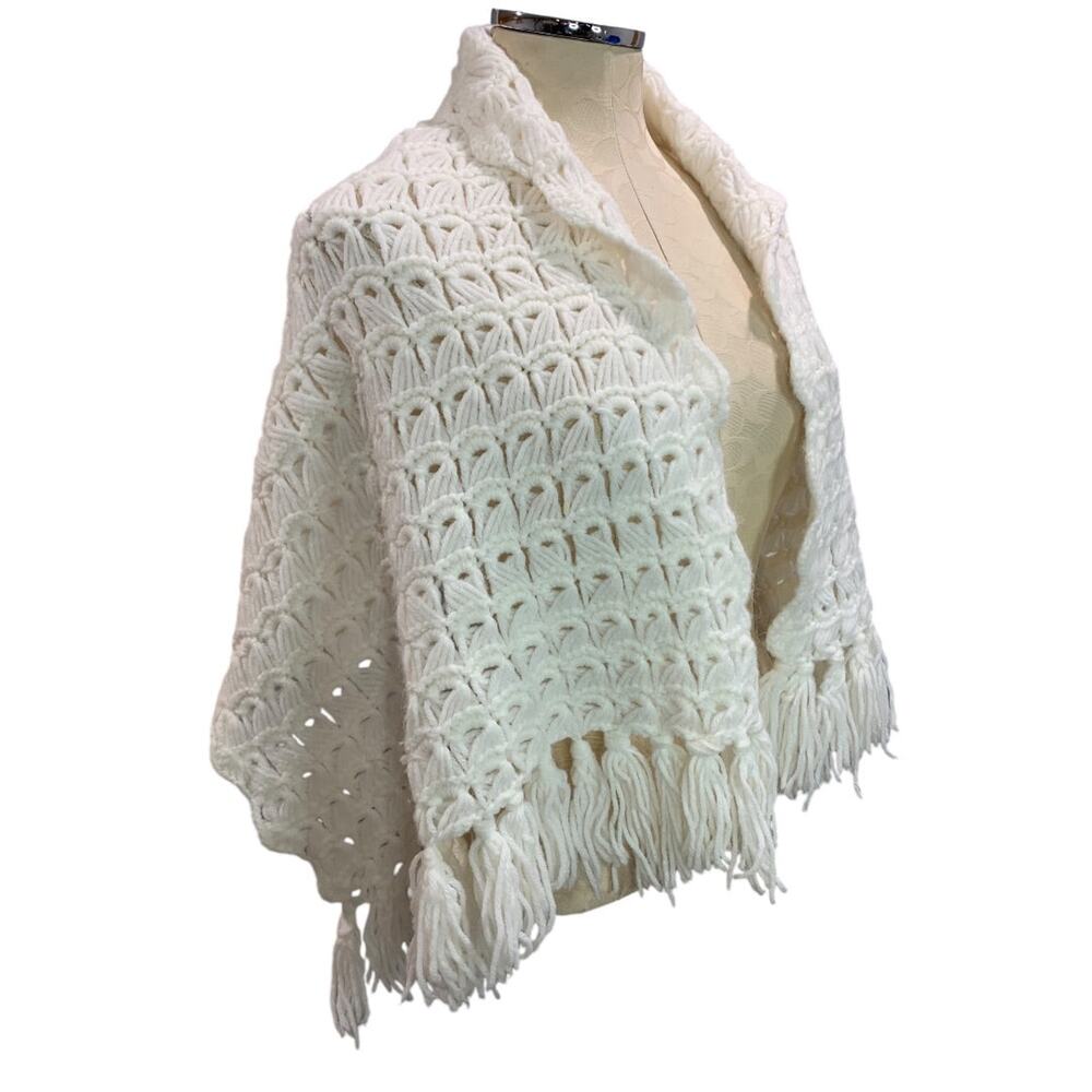 Vintage Crochet Shawl Tassels 18 x 50 Inches White